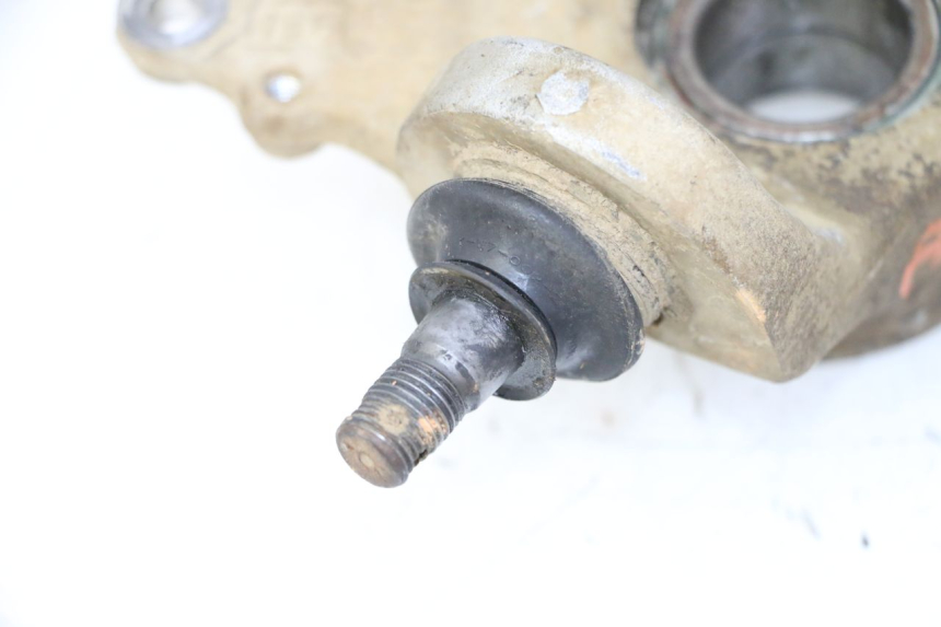 photo de UCHWYT ZACISKU HAMULCA PRZEDNIEGO YAMAHA YFM GRIZZLY 550 (2008 - 2015) - Zbliżenie techniczne