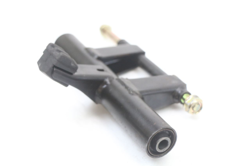 photo de UCHWYT SILNIKA DAELIM A-FOUR 2T 50 (2005 - 2012) - Zbliżenie techniczne