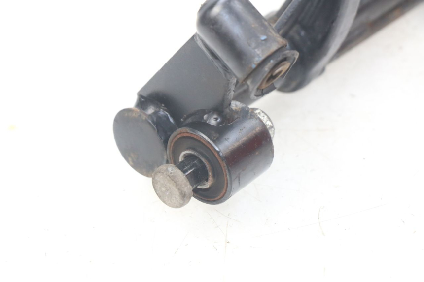 photo de UCHWYT SILNIKA KYMCO AGILITY 4T 50 (2018 - 2022) - Inny kąt widzenia