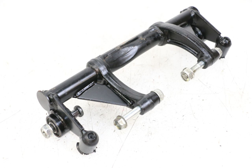 photo de UCHWYT SILNIKA KYMCO AGILITY 4T 50 (2018 - 2022) - Szczegół części