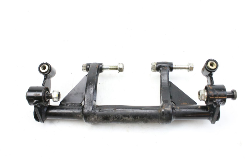 photo de UCHWYT SILNIKA KYMCO AGILITY NAKED RENOUVO 4T 50 (2018 - 2020) - Inny kąt widzenia