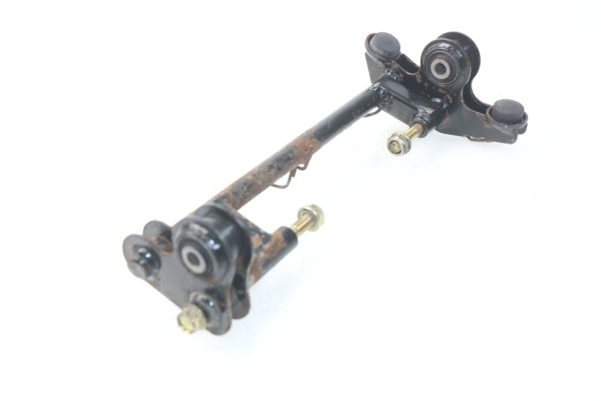 photo de UCHWYT SILNIKA KYMCO AGILITY RS 2T 50 (2009 - 2013) - Inny kąt widzenia