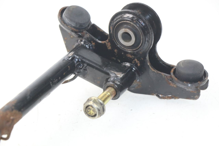 photo de UCHWYT SILNIKA KYMCO AGILITY RS 2T 50 (2009 - 2013) - Zbliżenie techniczne