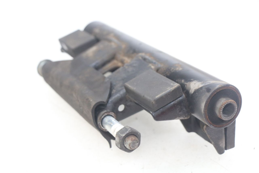 photo de UCHWYT SILNIKA SUZUKI BURGMAN 125 (2007 - 2014) - Szczegół części