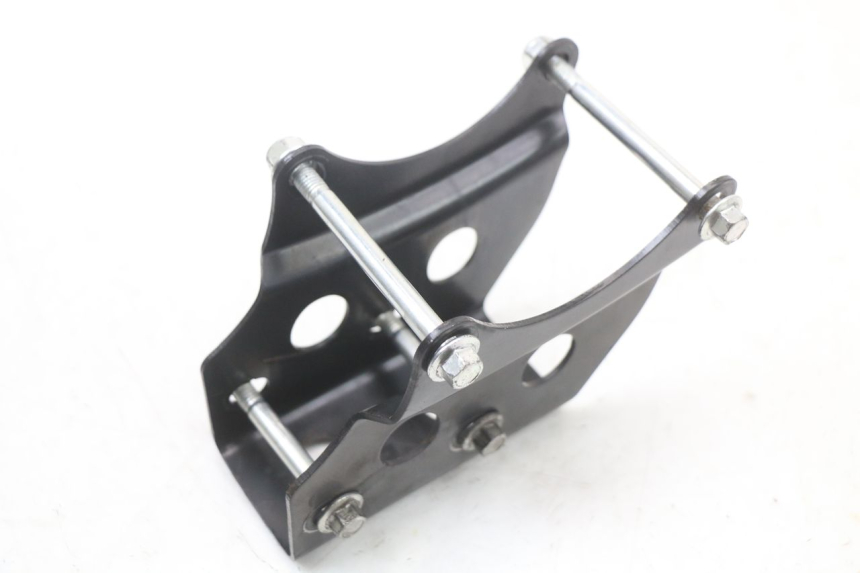 photo de UCHWYT SILNIKA ARCHIVE CAFE RACER 4T 50 (2019 - 2024) - Szczegół części