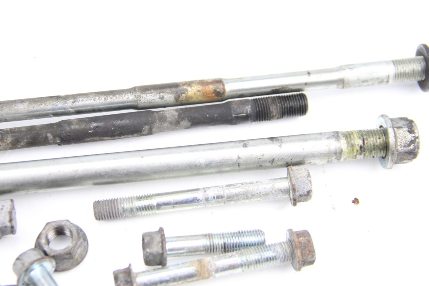 photo de UCHWYT SILNIKA HONDA CBR F SC21 1000 (1986 - 1992) - Punkty mocowania