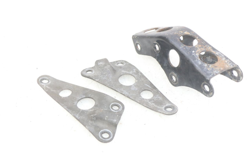 photo de UCHWYT SILNIKA HONDA CM 125 (1983 - 2003) - Zoom stanu zużycia