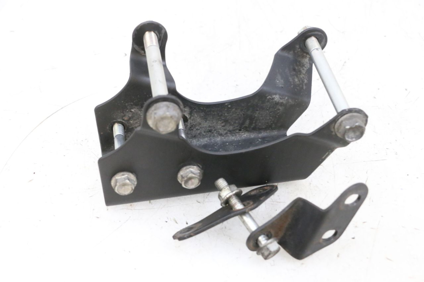 photo de UCHWYT SILNIKA KSR CODE 125 (2018 - 2020) - Inny kąt widzenia