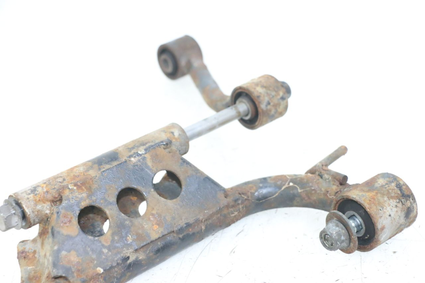 photo de UCHWYT SILNIKA YAMAHA CYGNUS X 125 (2004 - 2007) - Zbliżenie techniczne