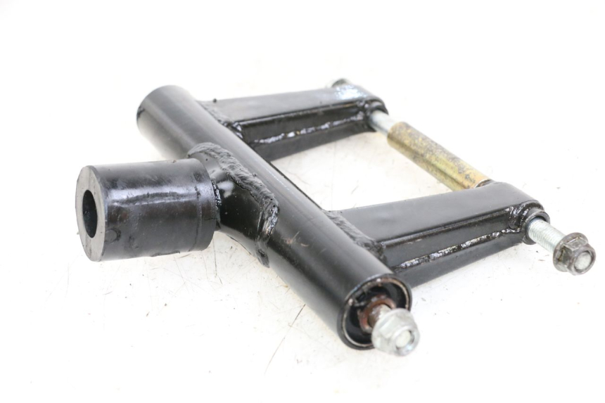 photo de UCHWYT SILNIKA LONGJIA DIGITA 4T 50 (2019 - 2022) - Zoom stanu zużycia