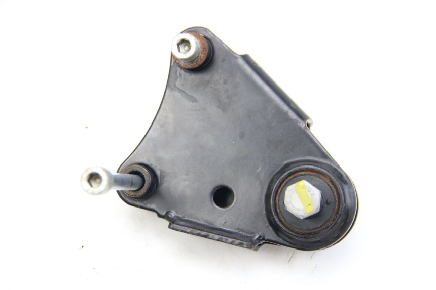 photo de UCHWYT SILNIKA PEUGEOT E-VIVACITY 1 (2012 - 2018) - Zbliżenie techniczne