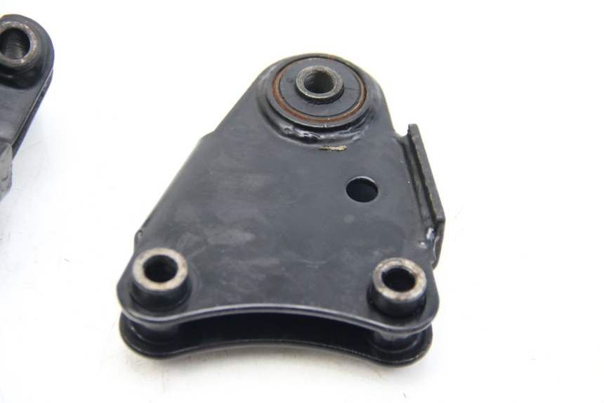 photo de UCHWYT SILNIKA PEUGEOT E-VIVACITY 1 (2012 - 2018) - Zoom stanu zużycia