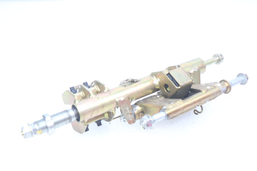 photo de UCHWYT SILNIKA HONDA FES PANTHEON 2T 125 (1998 - 2002) - Widok główny