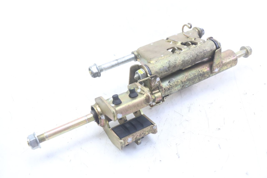 photo de UCHWYT SILNIKA HONDA FES PANTHEON 2T 125 (1998 - 2002) - Zoom stanu zużycia