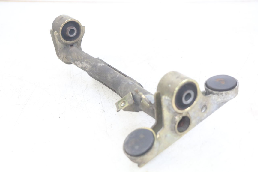 photo de UCHWYT SILNIKA HONDA FES PANTHEON 125 (2003 - 2007) - Zoom stanu zużycia