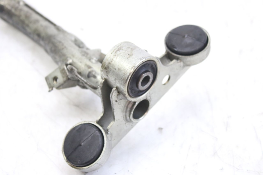 photo de UCHWYT SILNIKA HONDA FES S-WING SWING ABS 125 (2007 - 2015) - Szczegół części