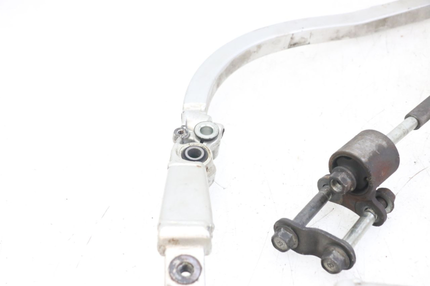 photo de UCHWYT SILNIKA YAMAHA FJ 3CX 1200 (1986 - 1996) - Inny kąt widzenia