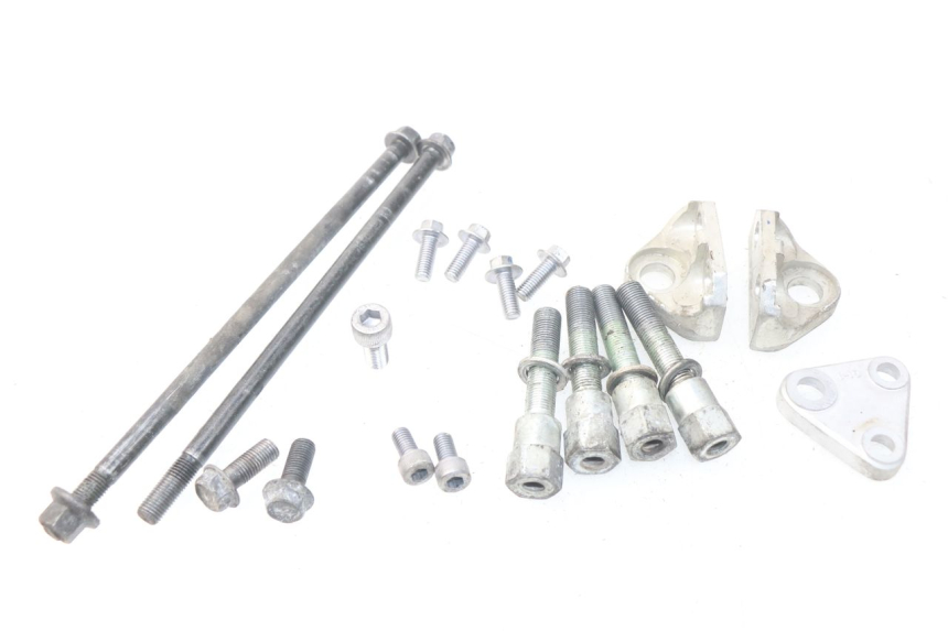 photo de UCHWYT SILNIKA YAMAHA FJR ABS 1300 (2006 - 2012) - Widok główny