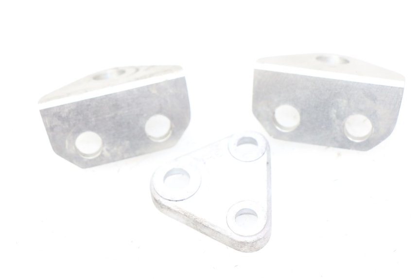 photo de UCHWYT SILNIKA YAMAHA FJR ABS 1300 (2006 - 2012) - Zoom stanu zużycia