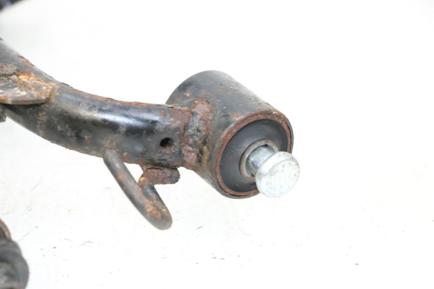 photo de UCHWYT SILNIKA MBK FLAME X 125 (2007 - 2016) - Zoom stanu zużycia