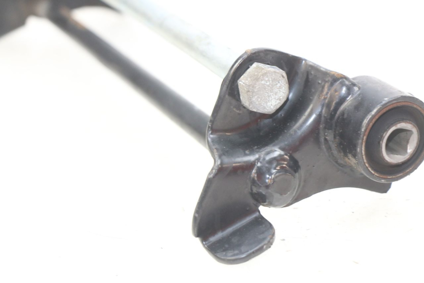 photo de UCHWYT SILNIKA MBK FLIPPER 50 (2004 - 2012) - Inny kąt widzenia