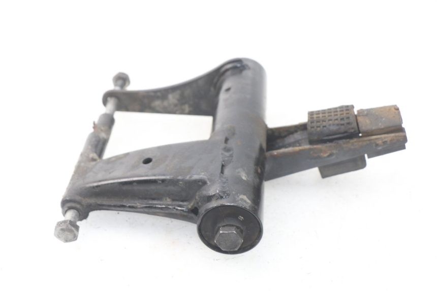 photo de UCHWYT SILNIKA PIAGGIO FLY 2T 50 (2004 - 2017) - Widok główny