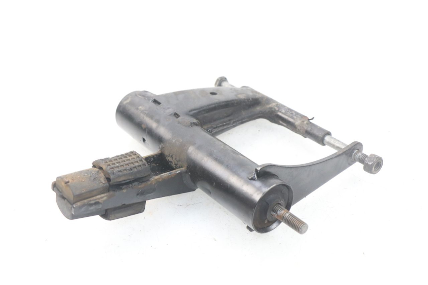 photo de UCHWYT SILNIKA PIAGGIO FLY 2T 50 (2004 - 2017) - Inny kąt widzenia