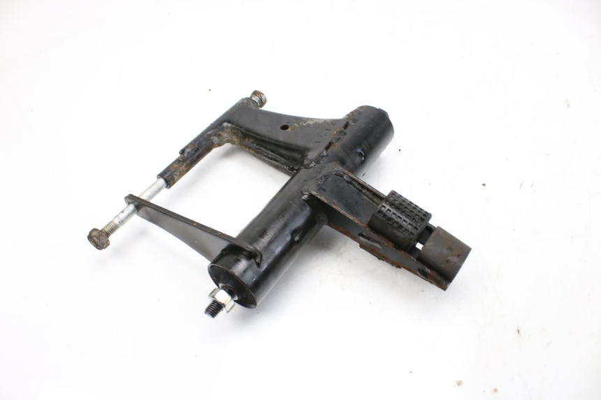 photo de UCHWYT SILNIKA PIAGGIO FLY 2T 50 (2004 - 2017) - Widok główny