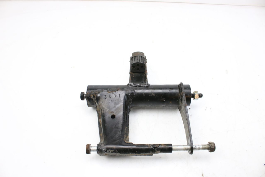 photo de UCHWYT SILNIKA PIAGGIO FLY 2T 50 (2004 - 2017) - Zoom stanu zużycia