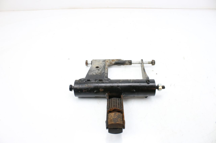 photo de UCHWYT SILNIKA PIAGGIO FLY 2T 50 (2004 - 2017) - Inny kąt widzenia