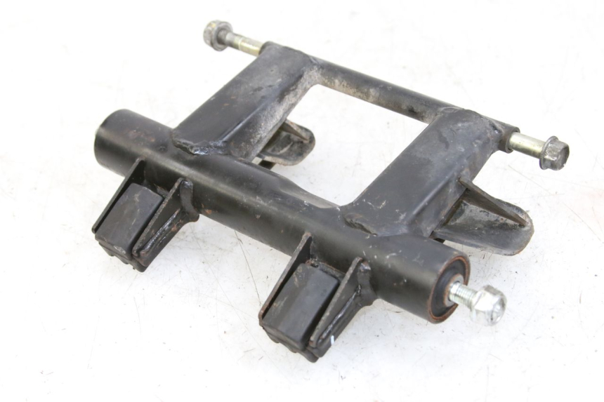 photo de UCHWYT SILNIKA HONDA FORZA 125 (2015 - 2016) - Zbliżenie techniczne