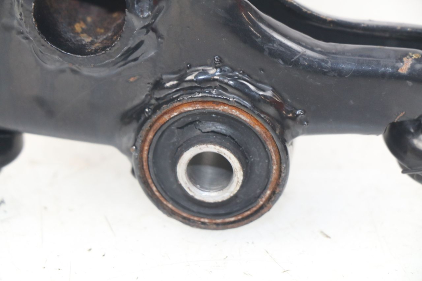 photo de UCHWYT SILNIKA SACHS FY125T FY T 125 (2007 - 2011) - Zoom stanu zużycia