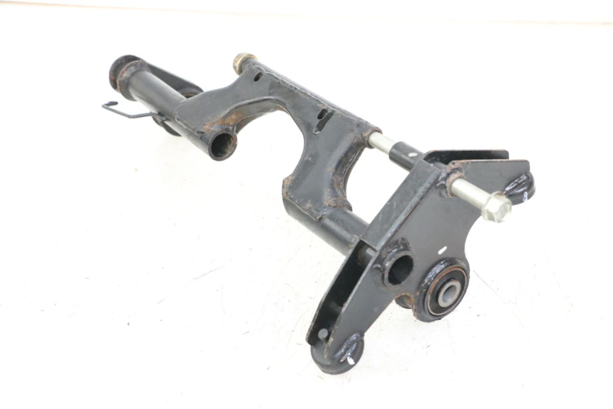 photo de UCHWYT SILNIKA KYMCO GRAND DINK 125 (2008 - 2014) - Szczegół części