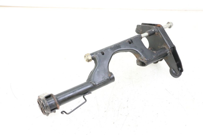 photo de UCHWYT SILNIKA KYMCO GRAND DINK 125 (2008 - 2014) - Zoom stanu zużycia