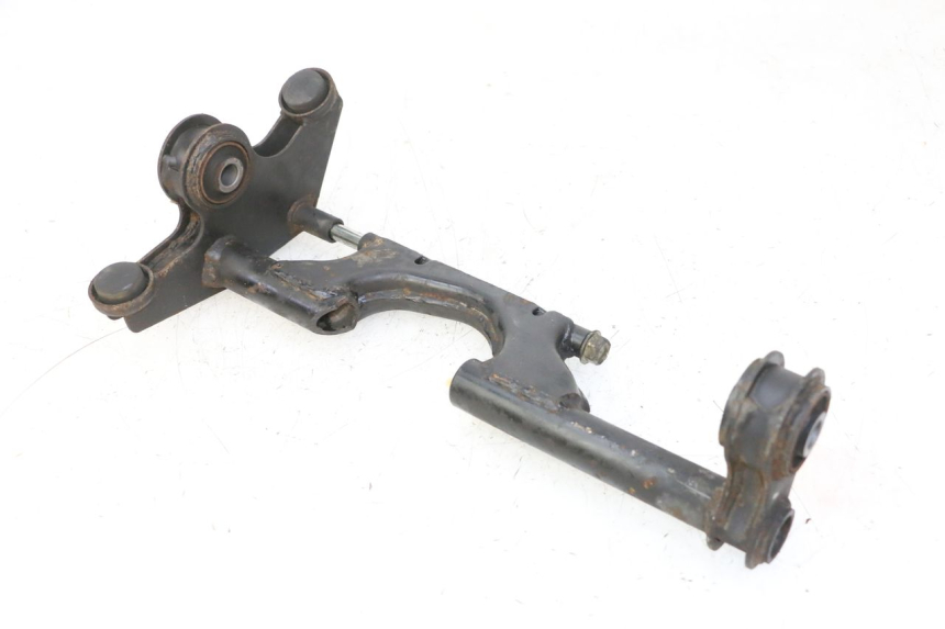 photo de UCHWYT SILNIKA KYMCO GRAND DINK 125 (2002 - 2007) - Widok główny