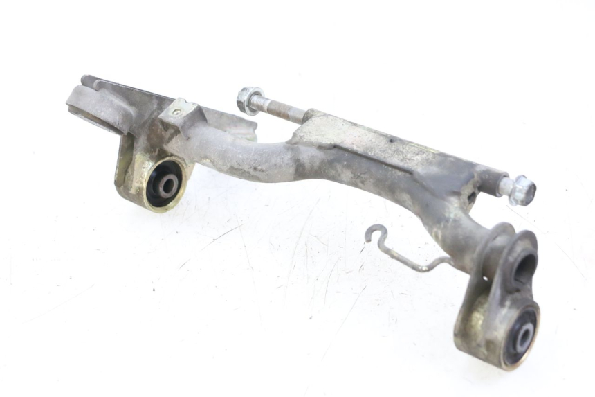 photo de UCHWYT SILNIKA HONDA NES AROBASE 125 (2000 - 2003) - Szczegół części