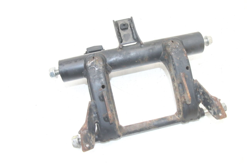 photo de UCHWYT SILNIKA HONDA PCX (JF57/JF64) 125 (2014 - 2018) - Inny kąt widzenia