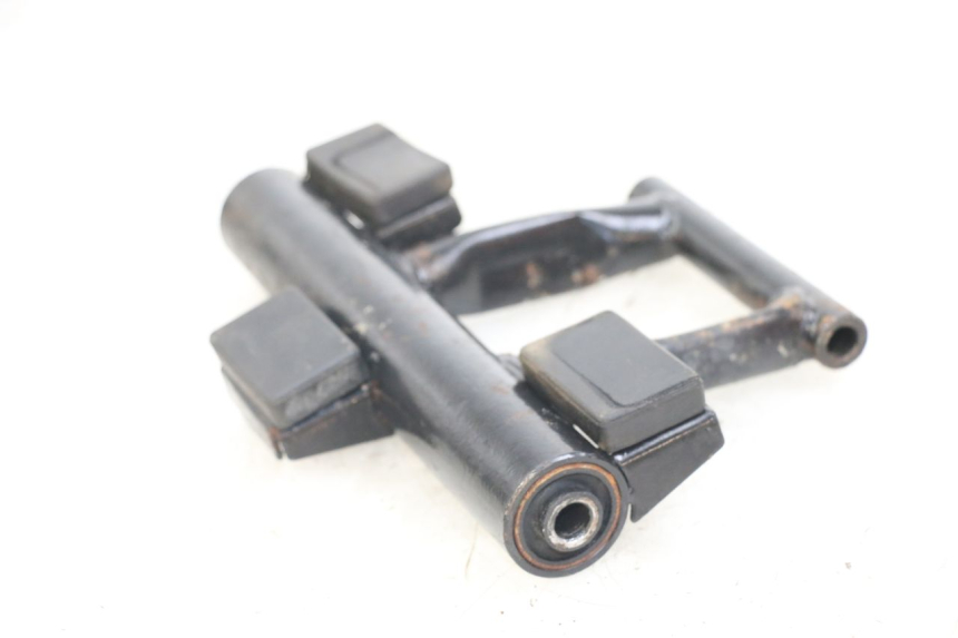 photo de UCHWYT SILNIKA KEEWAY HURRICANE 50 (2006 - 2019) - Inny kąt widzenia