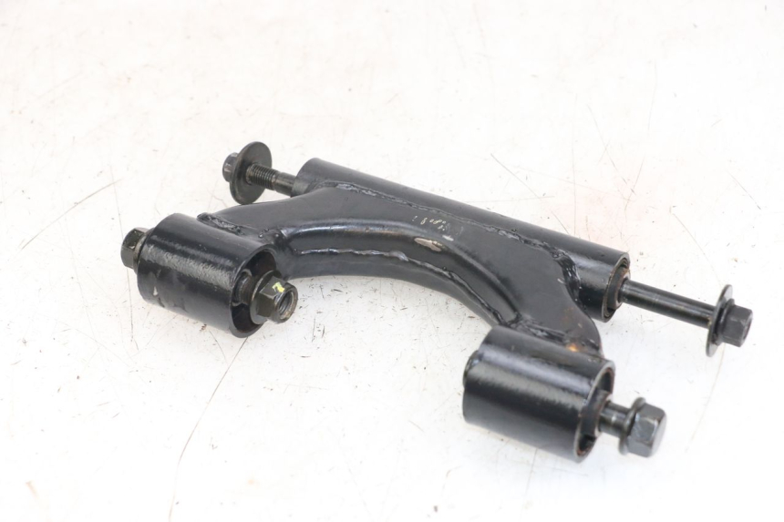 photo de UCHWYT SILNIKA HYTRACK HY S 4X4 410 (2013 - 2016) - Szczegół części