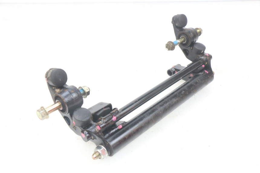 photo de UCHWYT SILNIKA SYM JET EURO X 2T 50 (2003 - 2007) - Szczegół części