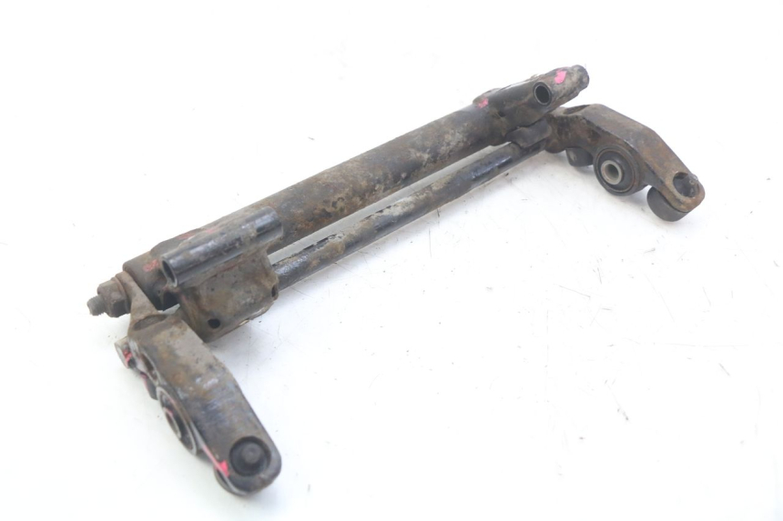 photo de UCHWYT SILNIKA SYM JET EURO X 2T 50 (2003 - 2007) - Zoom stanu zużycia