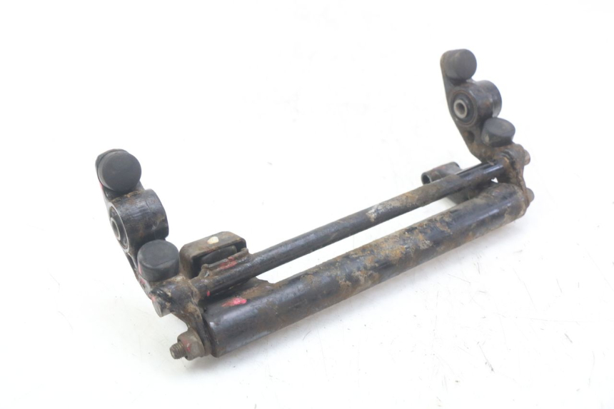 photo de UCHWYT SILNIKA SYM JET EURO X 2T 50 (2003 - 2007) - Inny kąt widzenia