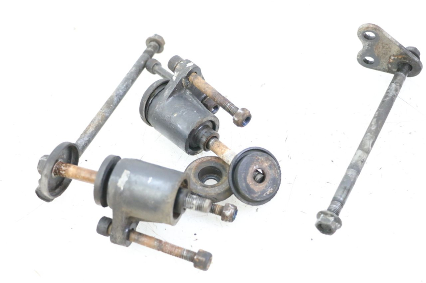 photo de UCHWYT SILNIKA KAWASAKI ZR7 ZR-7 S 750 (1999 - 2004) - Szczegół części