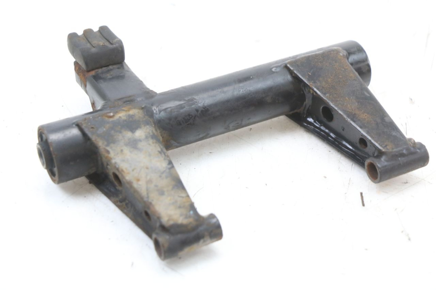 photo de UCHWYT SILNIKA PEUGEOT KISBEE 4T 50 (2010 - 2017) - Szczegół części