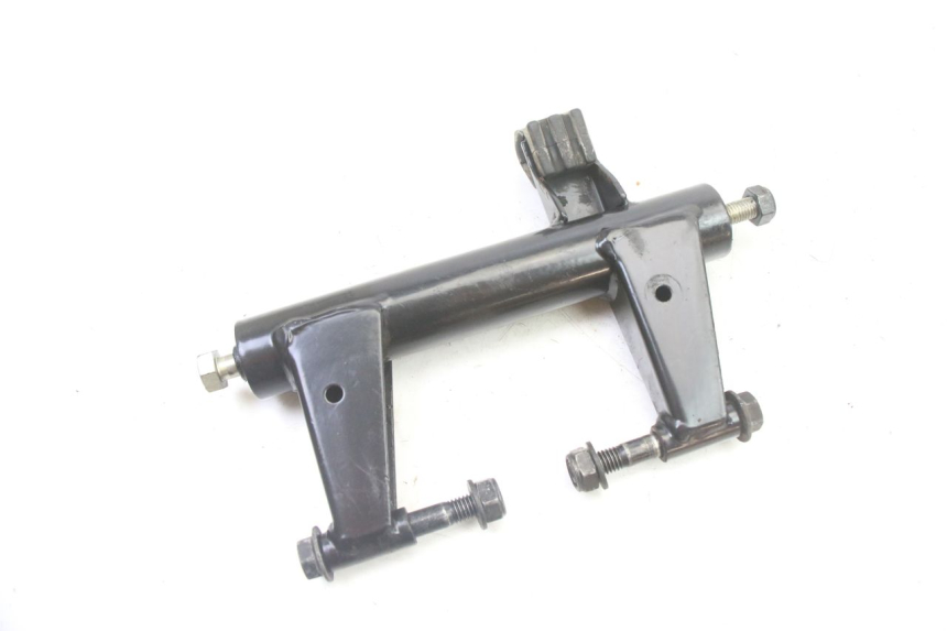 photo de UCHWYT SILNIKA PEUGEOT KISBEE 4T 50 (2018 - 2022) - Inny kąt widzenia