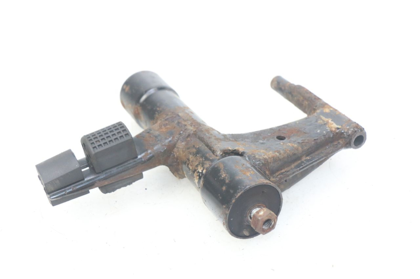 photo de UCHWYT SILNIKA PIAGGIO LIBERTY 4T 50 (2004 - 2008) - Widok główny