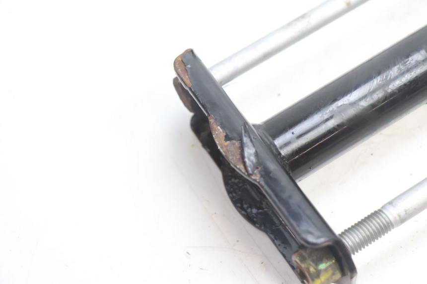 photo de UCHWYT SILNIKA PEUGEOT LUDIX ONE 50 (2004 - 2013) - Zbliżenie techniczne