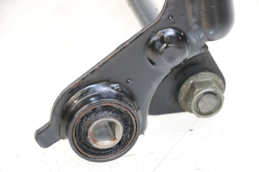 photo de UCHWYT SILNIKA MBK MACH G AC 50 (2002 - 2014) - Zoom stanu zużycia