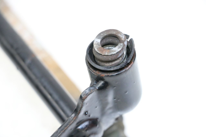 photo de UCHWYT SILNIKA MBK MACH G AC 50 (2002 - 2014) - Inny kąt widzenia