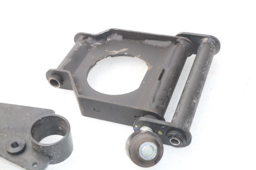 photo de UCHWYT SILNIKA PEUGEOT METROPOLIS 400 (2017 - 2020) - Zoom stanu zużycia